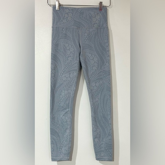 Athleta Elation Textured Tight in Dreamweaver Blue XS - Picture 5 of 8